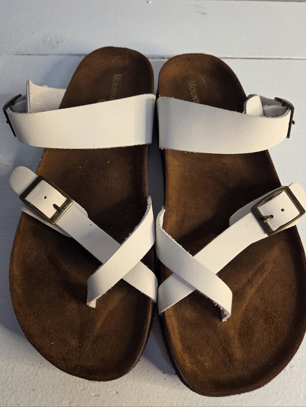 Mountain Sole White Sandals Size 9